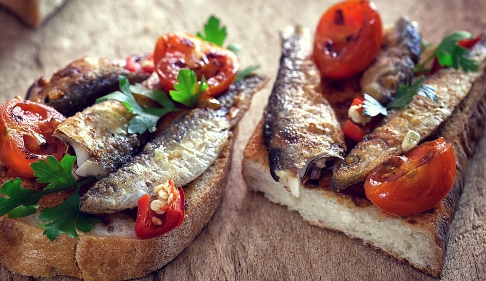 Eating fish during pregnancy